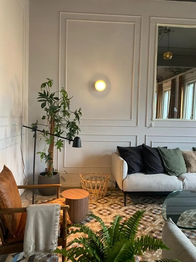 You Stylish Paseo De Gracia Apartments Barcelona Spain